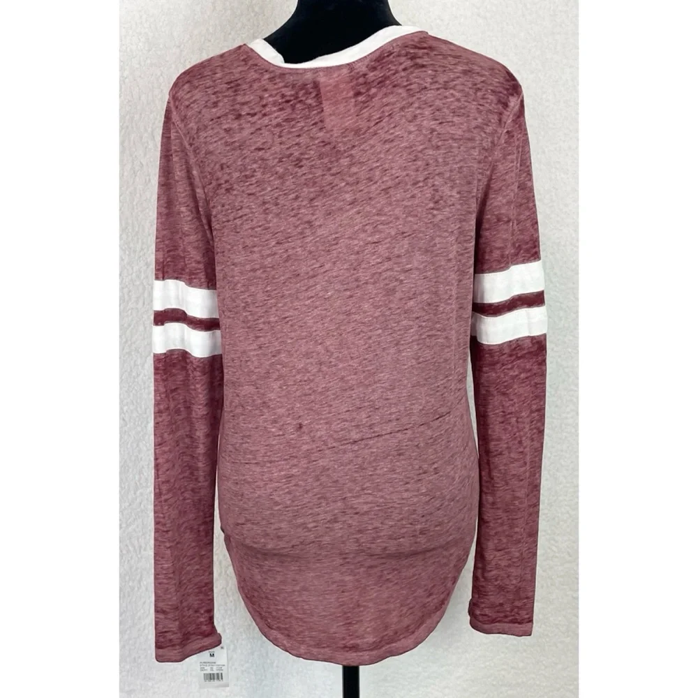 (NWT) DISNEY • Maroon/White Minnie Mouse Long Sleeve Casual Shirt, M - Picture 7 of 14
